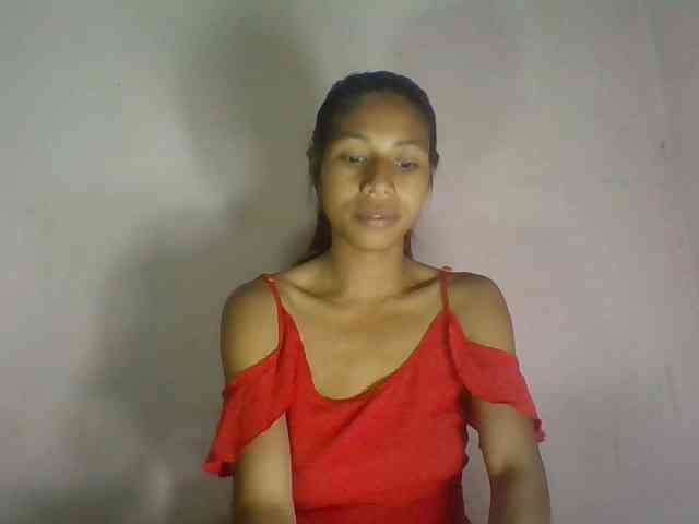 Sexyjolie586 webcam