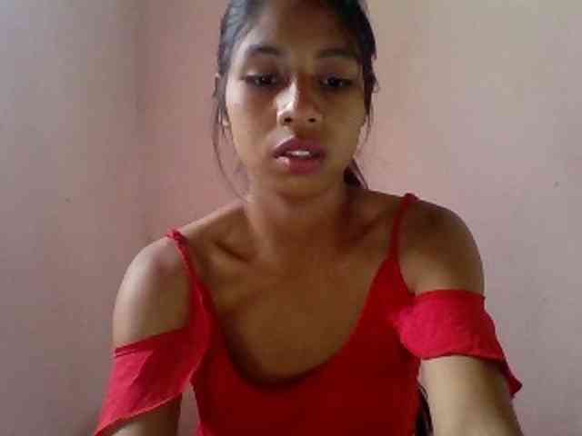 Sexyjolie586 webcam