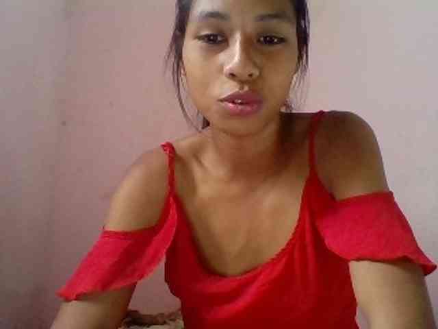 Sexyjolie586 webcam