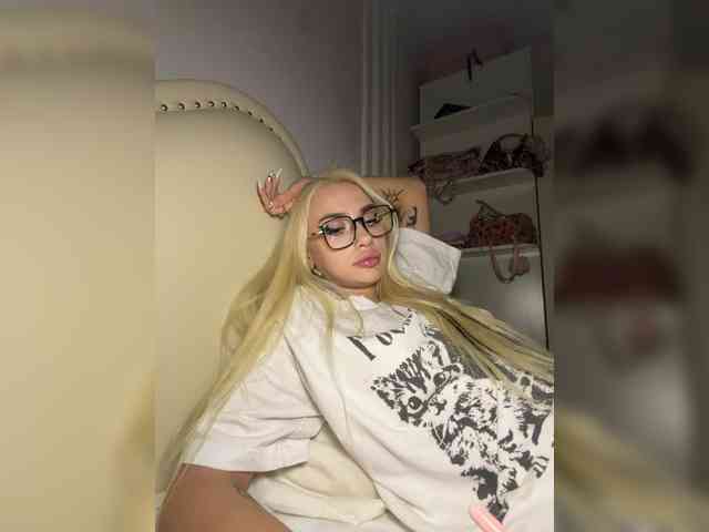 Model: kissixx