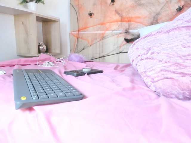 Littlemaddy live cam on BongaCams