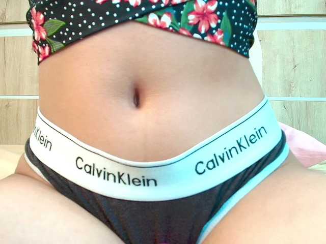 Littlemaddy live cam on BongaCams