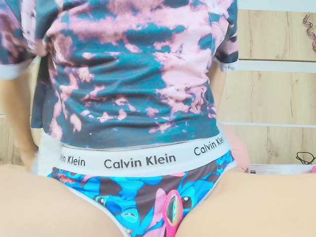 Littlemaddy live cam on BongaCams
