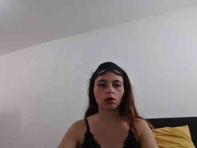 kiradessire01 webcam