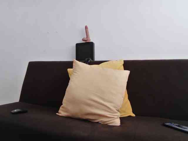 kiradessire01 webcam