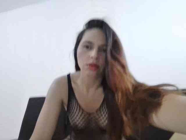 kiradessire01 webcam