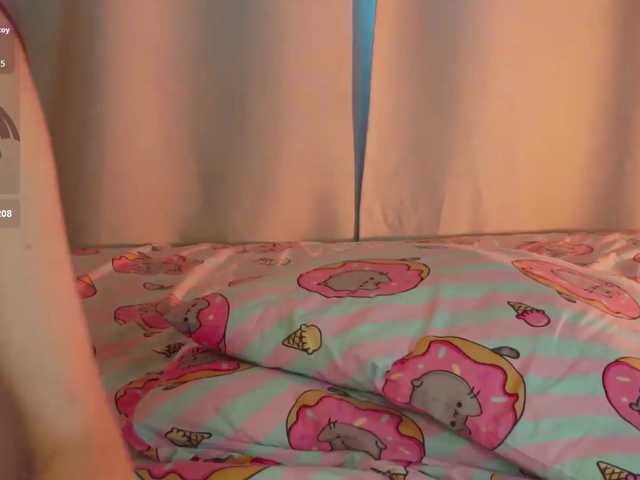 FunnyMagniya live cam on BongaCams