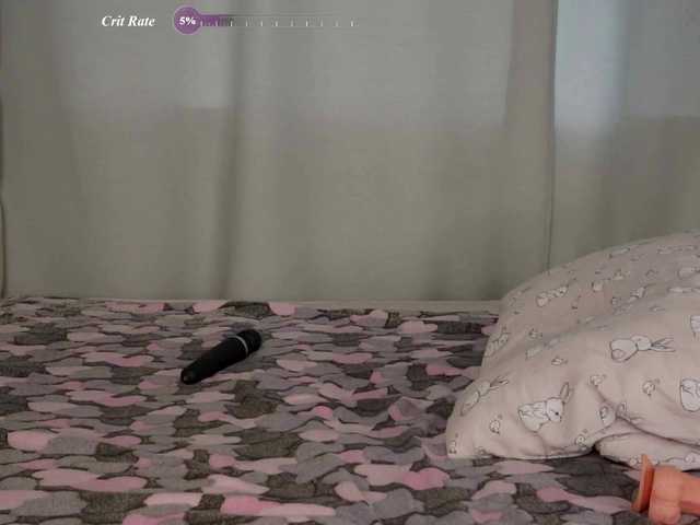 FunnyMagniya live cam on BongaCams