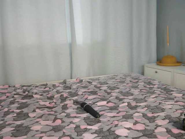 FunnyMagniya live cam on BongaCams