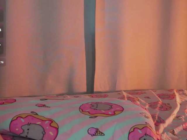 FunnyMagniya live cam on BongaCams