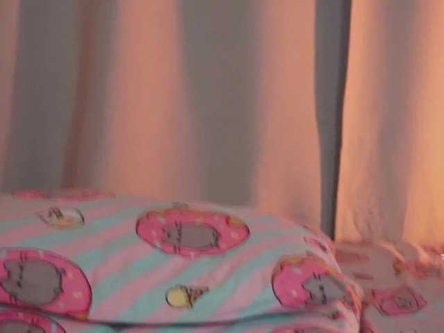 FunnyMagniya live cam on BongaCams