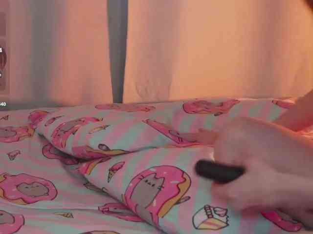 FunnyMagniya webcam