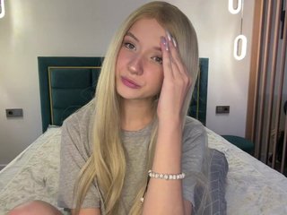 VikkiiSecret Porn Show
