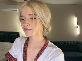 VikkiiSecret Porn Show