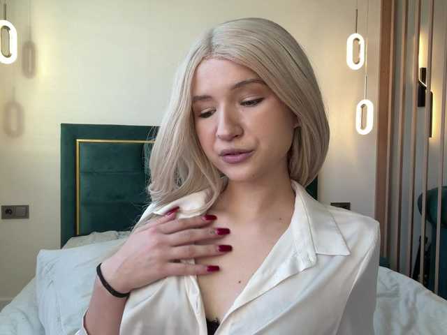 VikkiiSecret