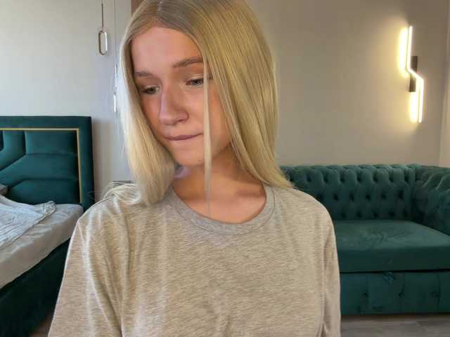 VikkiiSecret live cam on BongaCams