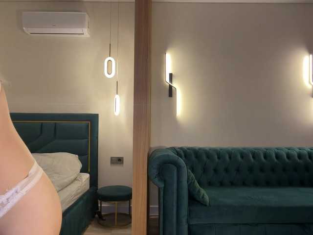VikkiiSecret live cam on BongaCams