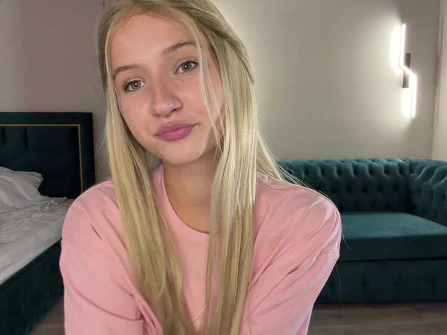VikkiiSecret