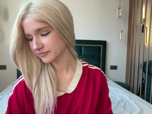 VikkiiSecret