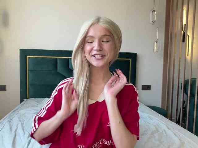 VikkiiSecret VikkiiSecret