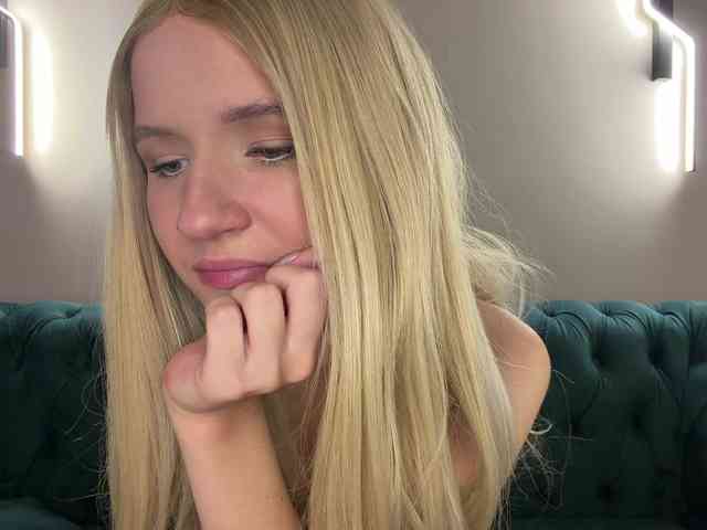 VikkiiSecret