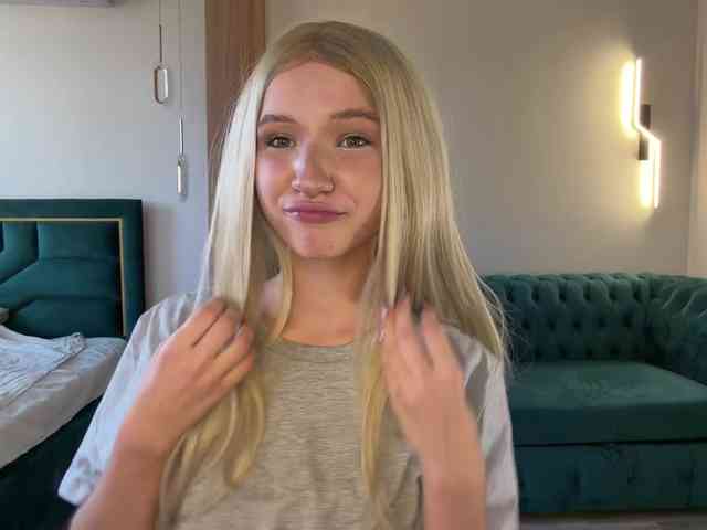 VikkiiSecret VikkiiSecret
