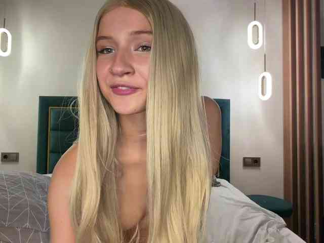 VikkiiSecret