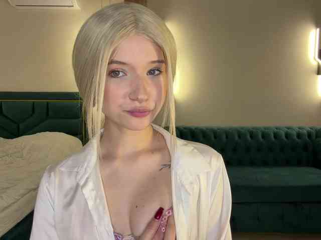 VikkiiSecret