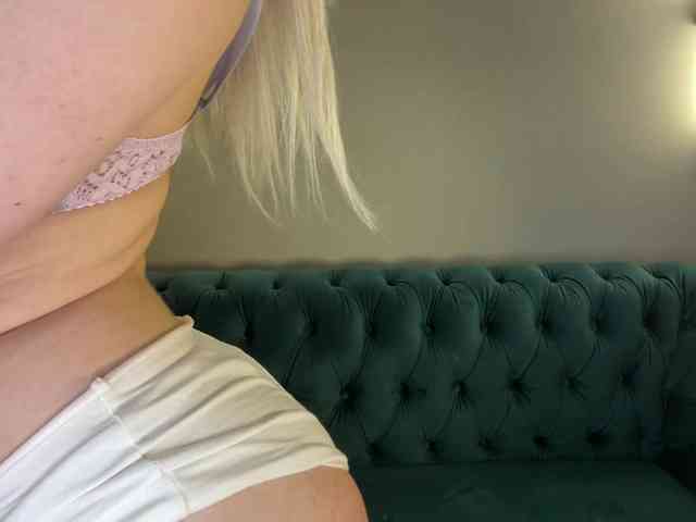 VikkiiSecret Sex Cam Show