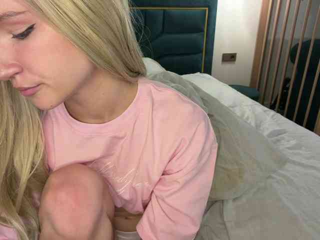 VikkiiSecret