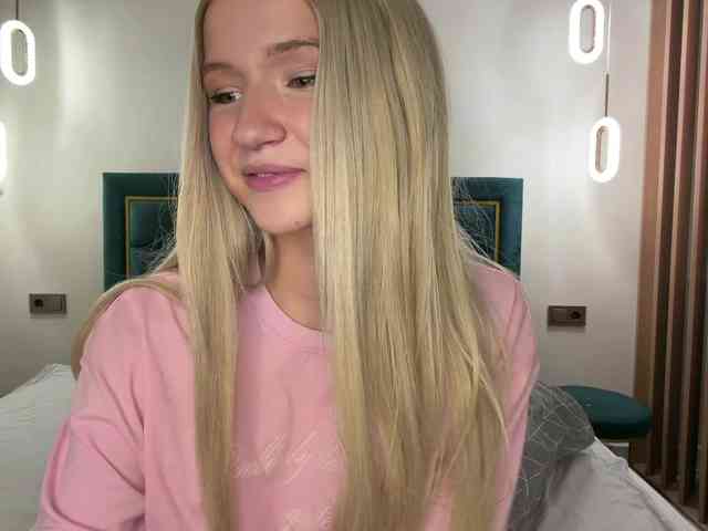 VikkiiSecret