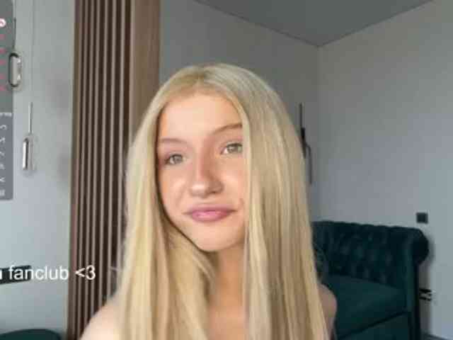 VikkiiSecret