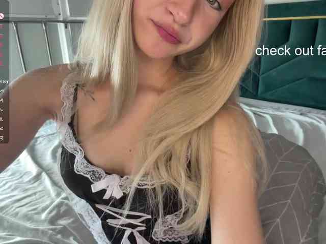 VikkiiSecret