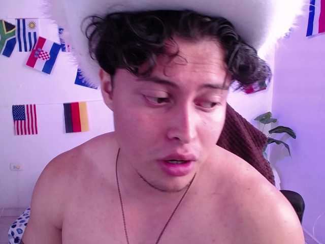 fucking-bear live webcam show