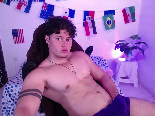 fucking-bear live webcam show