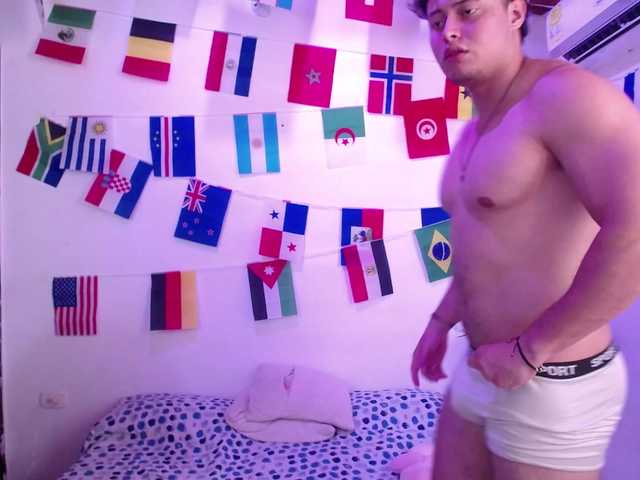 fucking-bear live webcam show
