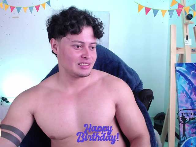 fucking-bear — live male cam