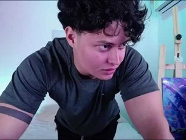 Profile thumbnail for fucking-bear