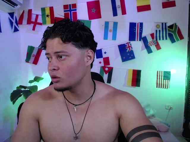 fucking-bear Sex Cam Show