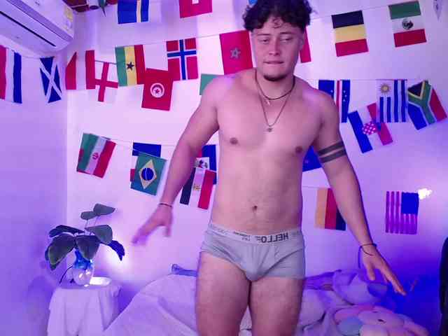 fucking-bear Sex Cam Show