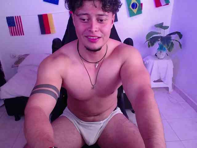fucking-bear Sex Cam Show