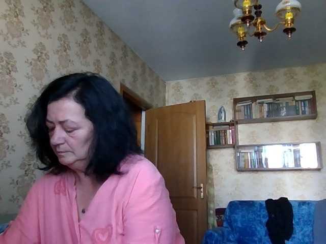 krisshurdlove live cam on BongaCams