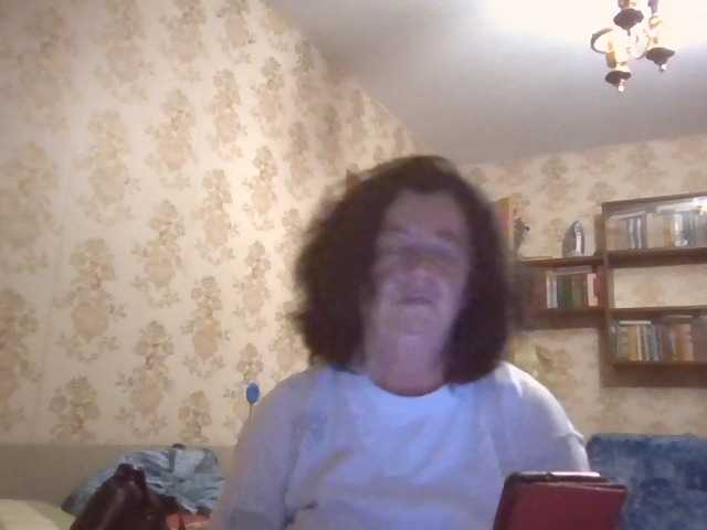 krisshurdlove live cam on BongaCams