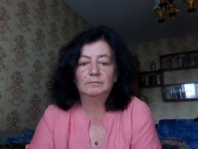 krisshurdlove live cam on BongaCams