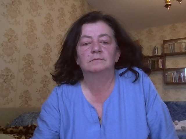 krisshurdlove live cam on BongaCams