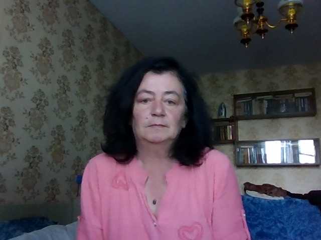 krisshurdlove live cam on BongaCams