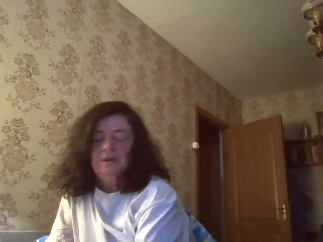 krisshurdlove live cam on BongaCams