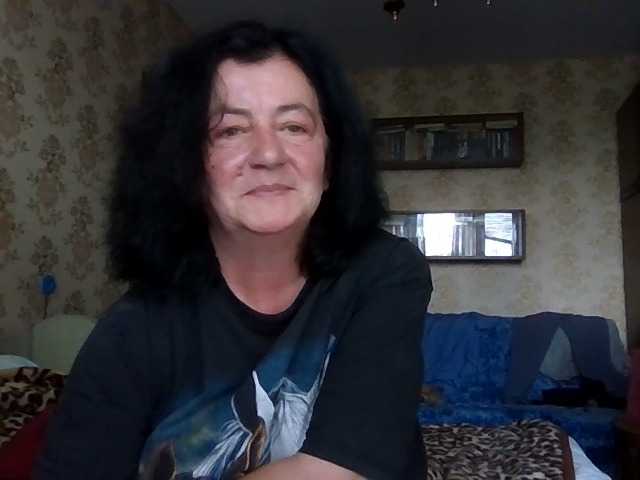 krisshurdlove live cam on BongaCams