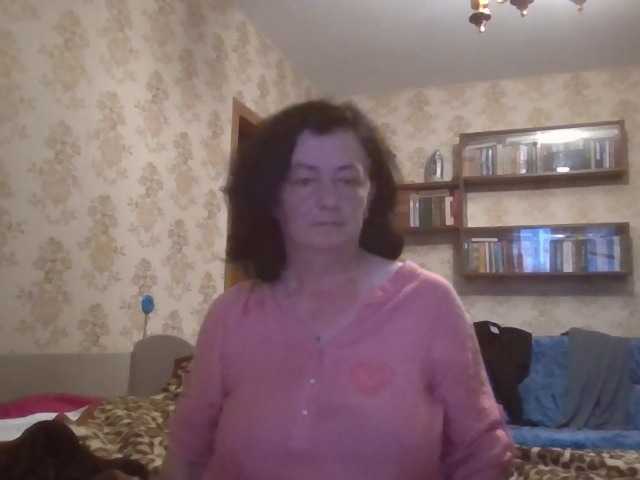 krisshurdlove live cam on BongaCams