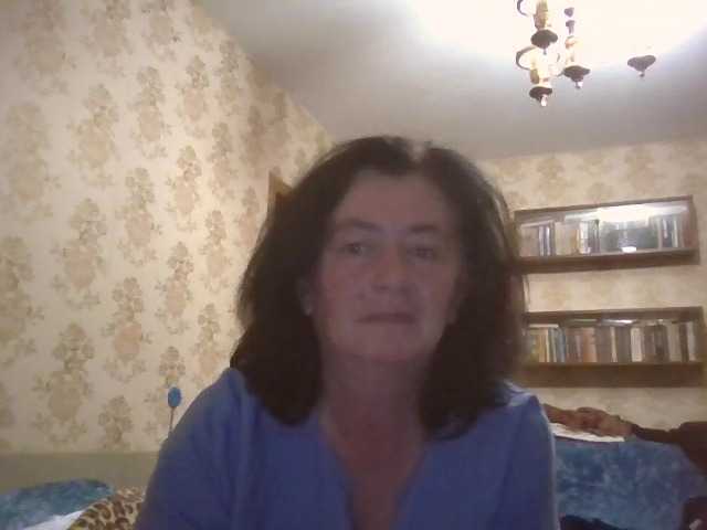 krisshurdlove live cam on BongaCams